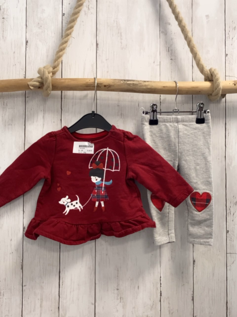 2tlg Pullover + Hose Gr. 68  bordeauxrot Mädchen mit Hund + grau Aufnäher am Knie