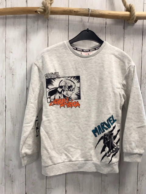 Marvel  Pullover  Gr. 140  hellgrau Avengers Figuren Schrift 