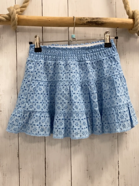 O´Chill  Rock Gr. 122  hellblau Lochstickerei 