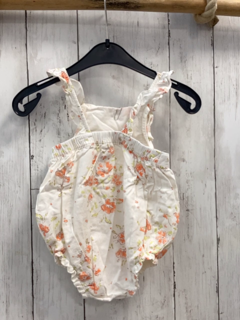 Carter´s  Playsuit  Gr. 74  weiß orange Blumen hellgrüne Blätter 