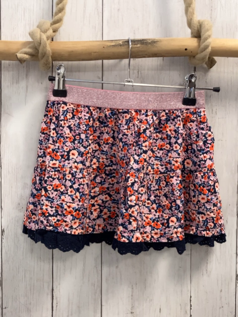 neu S´Oliver  Rock Gr. 116  blau rosa rot blaue Blumen blauer Saum mit Lochstickerei