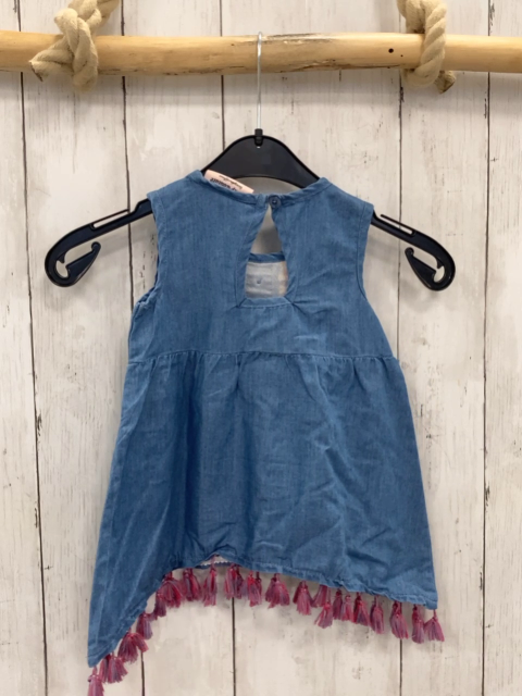 Juicy Coutur  Sommerbluse  Gr. 92  blau Jeans bunt gestickte Rauten Fransensaum 