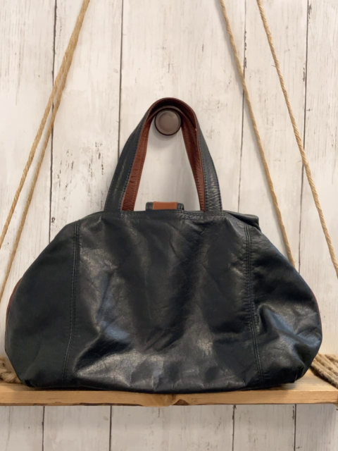 neu  Tasche  schwarz grauner Bund + Riemen nur kurze Riemen vorhanden Breite ca. 38cm Höhe ca. 25cm