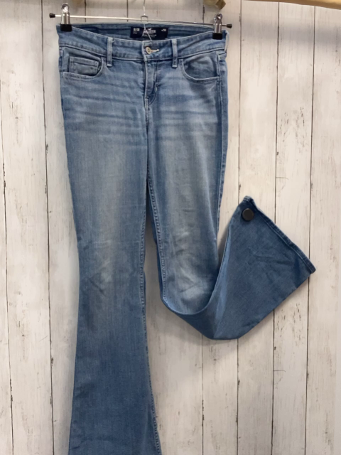 Hollister  Hose  Gr. W25   blau Jeans ausgesetellt 