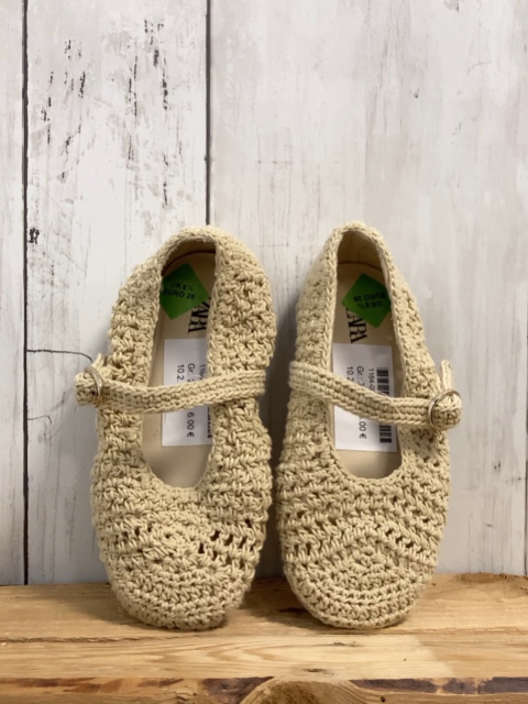 Zara  Häkelschuhe Gr. 26  sand 
