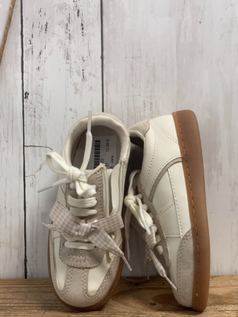 zara Schuhe Gr. 27  weiß beige 