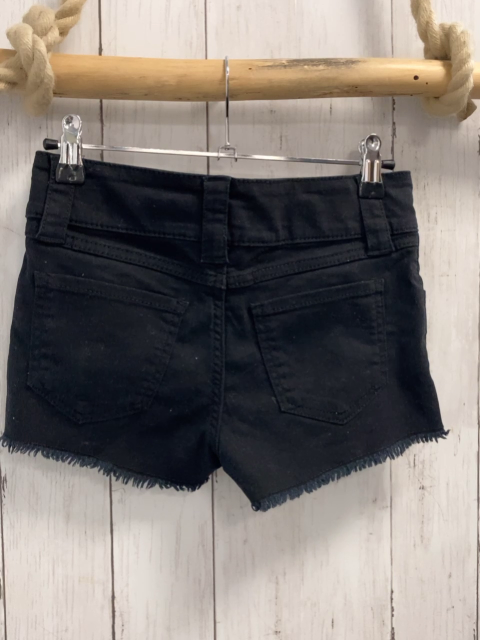 H&M  Shorts  Gr. 140  schwarz Fransensaum Bund verstellbar 