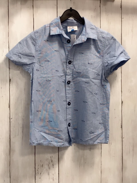   Sommerhemd  Gr. 116  hellblau weiße Streifen schwarze Haie 