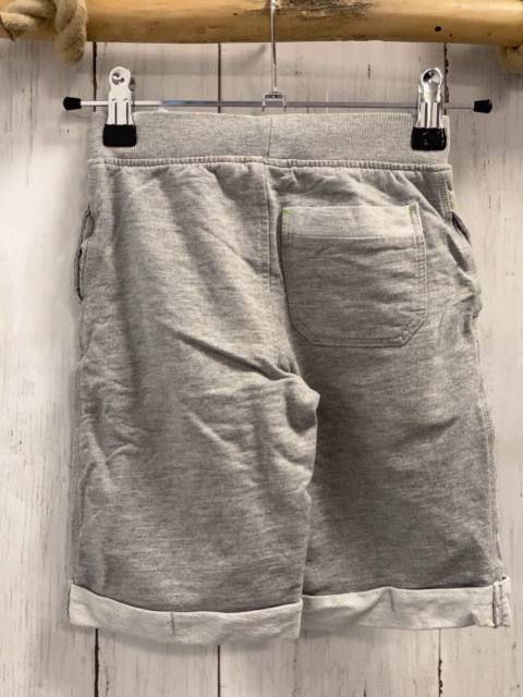   Shorts  Gr. 98  grau Schrift Umschlag weiße Kordel 