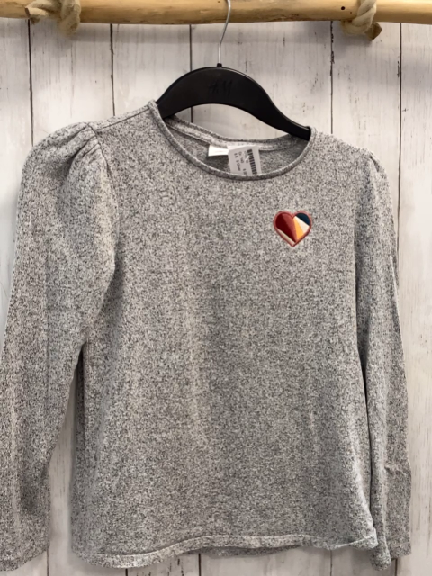 S´Oliver  Pullover  Gr. 140  grau meliert buntes Herz 