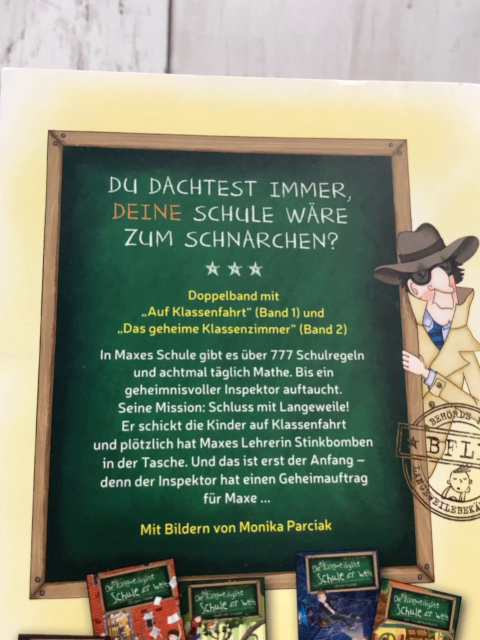   Taschenbuch Die( (un)langweiiligste Schule der Welt