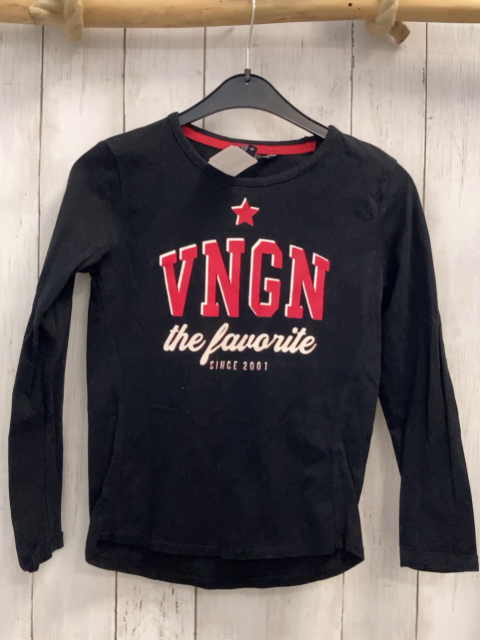 Vingino Langarmshirt  Gr. 128  schwarz rot weiße Schrift 