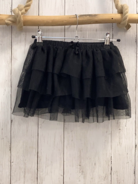 Zara  Rock Gr. 92  schwarz Tüllrüschen 