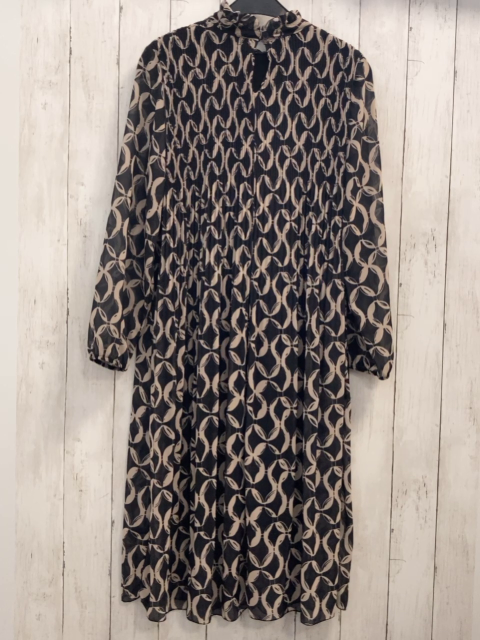  Kleid  Gr. 36  schwarz beige Kettendruck crincled 