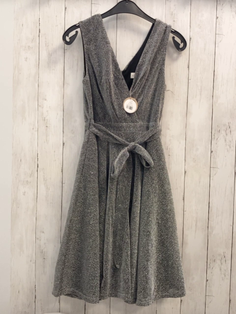 neu  Kleid Gr. S silber Glitzer 