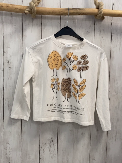 Zara  Langarmshirt  Gr. 116  weiß beige hellbraune Bäume 