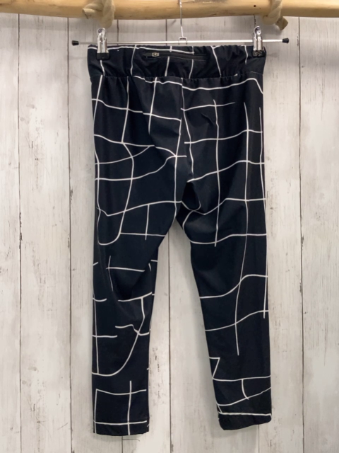 Puma  Sportleggings  Gr. 152  schwarz weiß kariert 