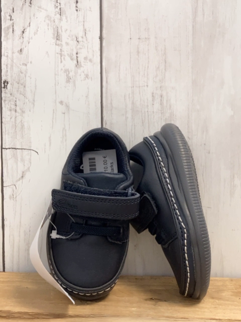 neu Clarks  Schuhe  Gr. 18,5  blau 