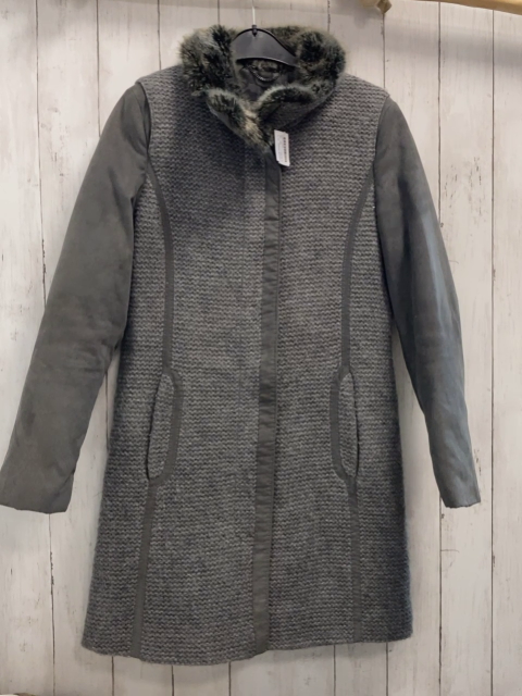 Damo Amsterdam  Strickmantel  Gr. 38  grau Kragen mit Fellbesatz 