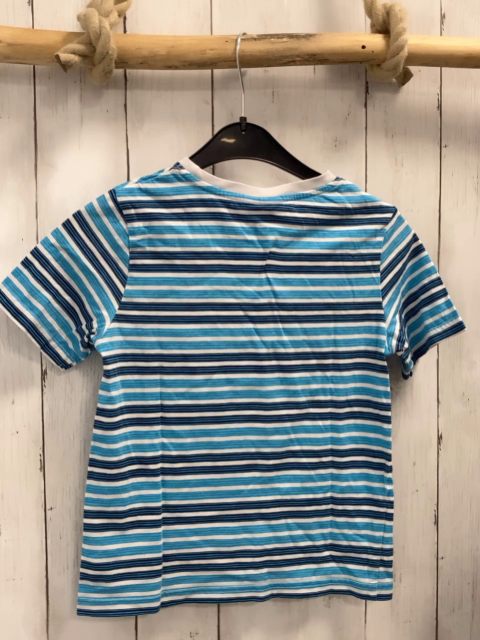   T-Shirt  Gr. 116  weiß hellblau blau schwarze Streifen gelbe Schrift 