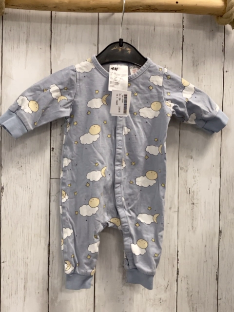 H&M  Schlafanzug  Gr. 56  hellblau Wolken Mond Sterne