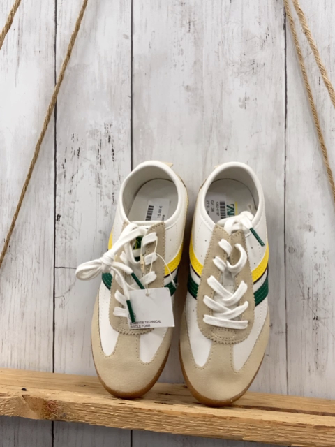 neu zara Schuhe Gr. 34  weiß beige gelb grün