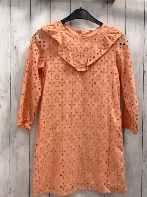 Mango  Kleid  Gr. 152  apricot Lochstickerei Rüschen 