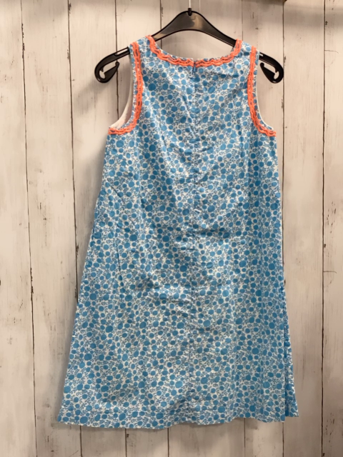 Boden  Kleid  Gr. 140  weiß hellblaue Blumen orange bestickt 