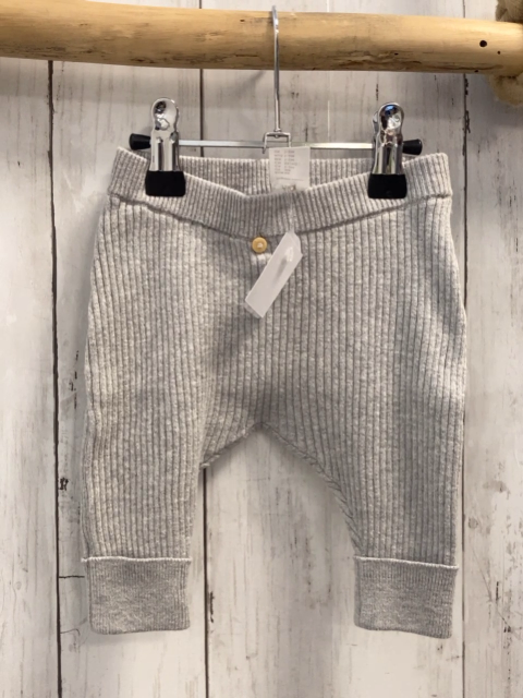 H&M  Leggings  Gr. 56  hellgrau Rippen Strick 