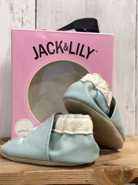 neu Jack & Lily  Lauflernschuhe  Gr. 0/6M  hellblau gestickt Blumen NP 29,90€ 