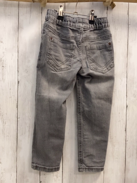  Hose Gr. 104  grau Jeans Kordel