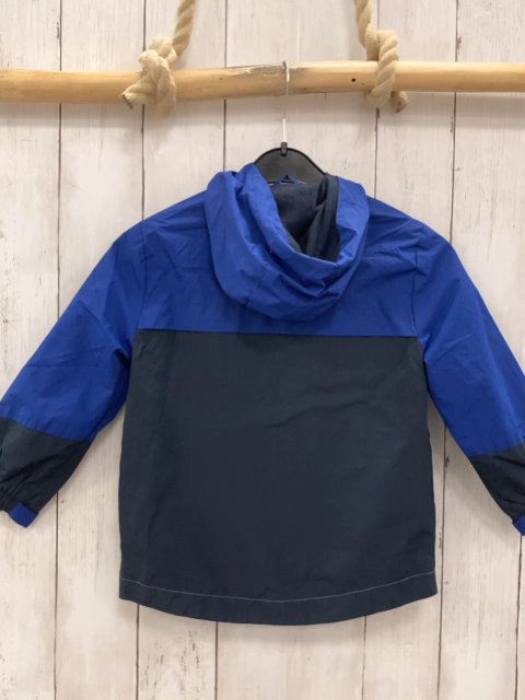  Regenjacke Gr. 104  dunkelblau hellblau roter Reißverschluss