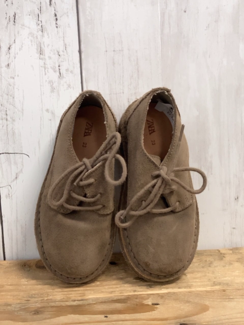 Zara  Schuhe  Gr. 23  braun 