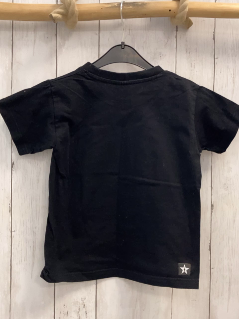  T-Shirt  Gr. 122  schwarz weiße Schrift 
