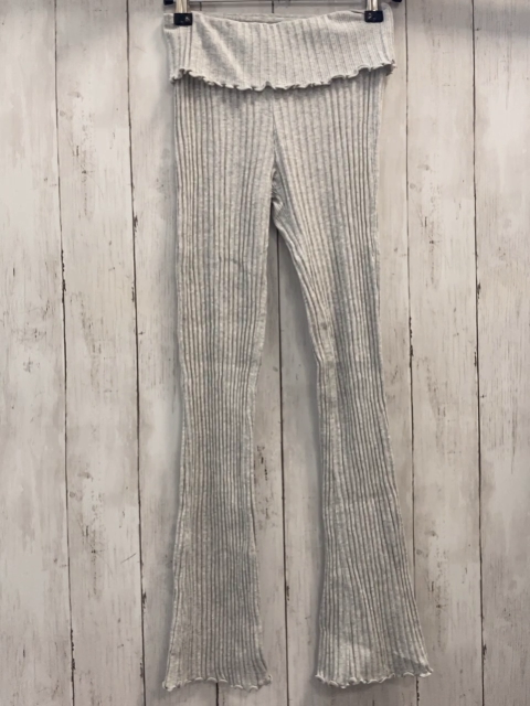 H&M Leggings Gr. 146  grau gerippt