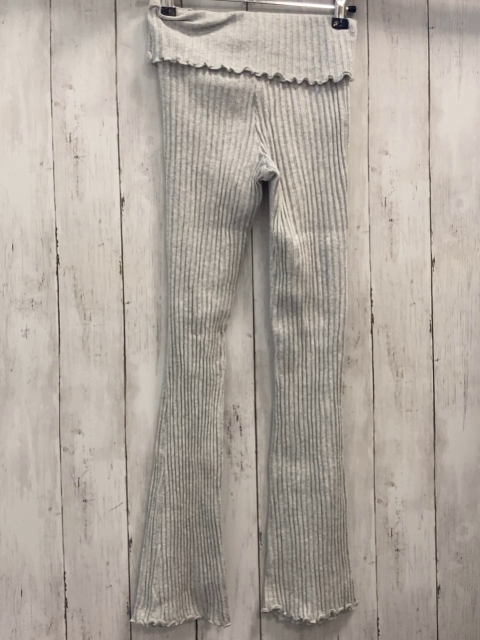 H&M Leggings Gr. 146  grau gerippt