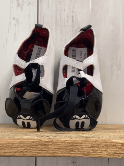 neu Disney Schuhe  Gr. 21  schwarz weiß Lack Micky Mouse 