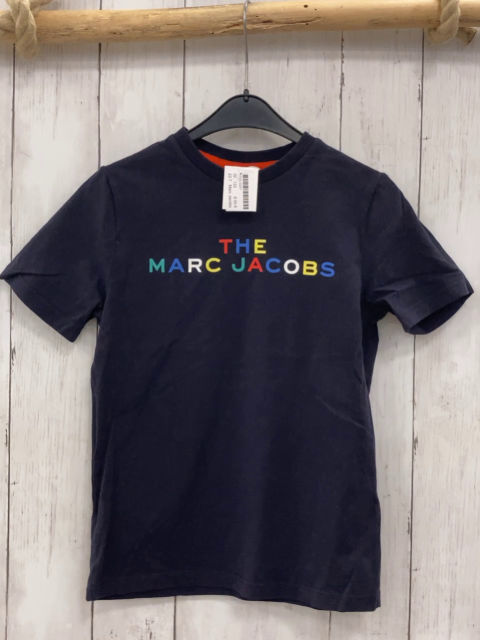Marc Jacobs  T-Shirt  Gr. 122  dunkelblau bunte Schrift 