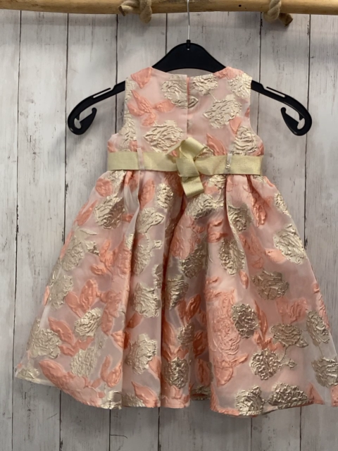 Monsoon Kleid  Gr. 92  rosa Unterkleid weiß leicht transparentes Überkleid mit rosa silber Reliefblumen goldenes Gürtelband mit Glitzer + Schleife 