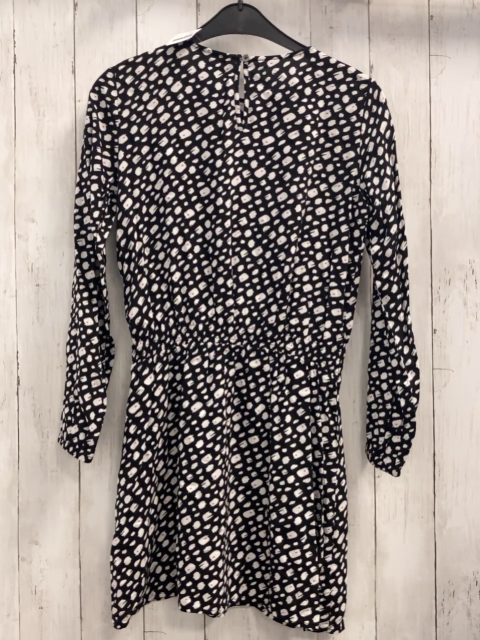 Benetton  Kleid  Gr. 152  schwarz weißer Druck mit kleinen Punkten 