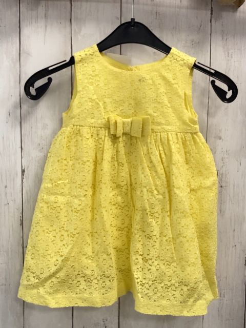 Waikiki  Kleid  Gr. 86  weiß Blumenstickerei Schleife 