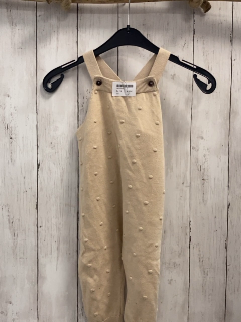   Latzhose  Gr. 74  beige Strick Noppen 