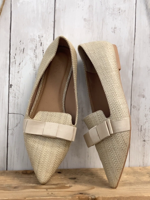 Asos Schuhe Gr. 39  beige Schleife 