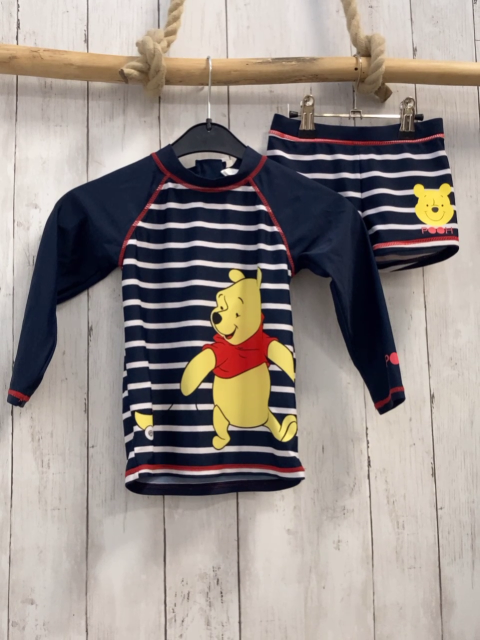 2tlg  UV-Schutzset  Gr. 98  blau weiße Streifen rote Nähte Winnie Puuh