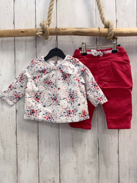 2tlg Sergent Major  Bluse + Hose  Gr. 68  weiß Blumen + rot gefüttert 