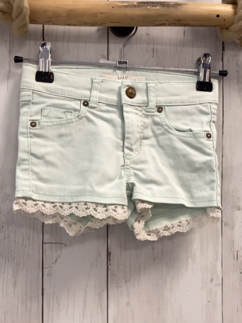 H&M  Shorts  Gr. 104  mint weißer Spitzensaum Bund verstellbar 