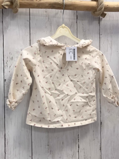Zara  Langarmshirt  Gr. 68  creme Blumen Kragen mit Rüschenbund 
