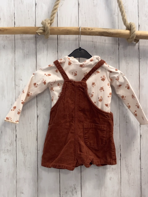 2tlg Next  Latzshorts + Langarmshirt  Gr. 92  ceme Rippen + braun Kord 