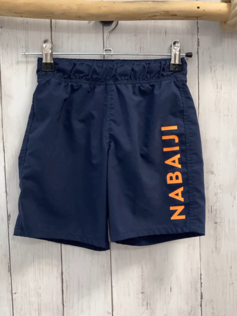 Decathlon Badeshorts Gr. 116  blau orange Schrift