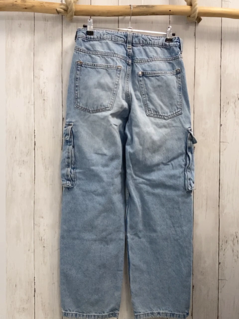 H&M  Hose  Gr. 152  hellblau Jeans aufgesetzte Taschen Bund verstellbar 